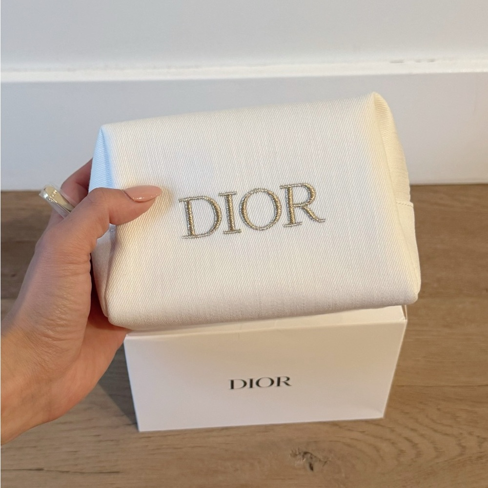 DIOR - TROUSSE BEIGE POUCH